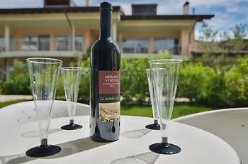 Halldis Sirmione