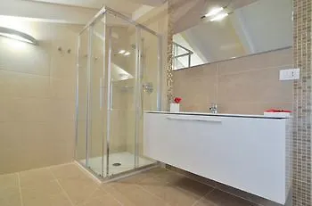 Halldis Διαμέρισμα Σιρμιόνε